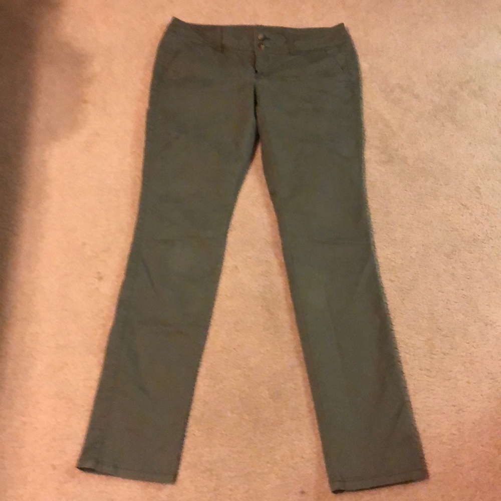 American Eagle chinos EUC sz 8